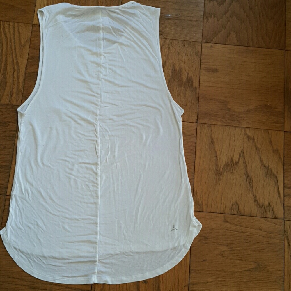 Bundle Fabletics & Aspire Tank Tops Size M - image 6